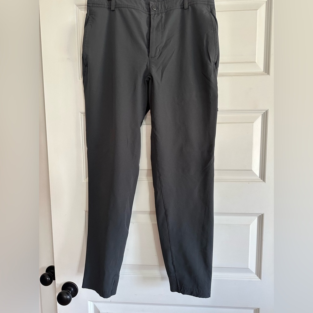 Mack Weldon Black Chinos with Tailored Fit